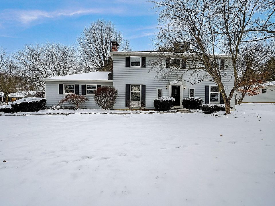 1st image of 2213 Oakhurst Dr