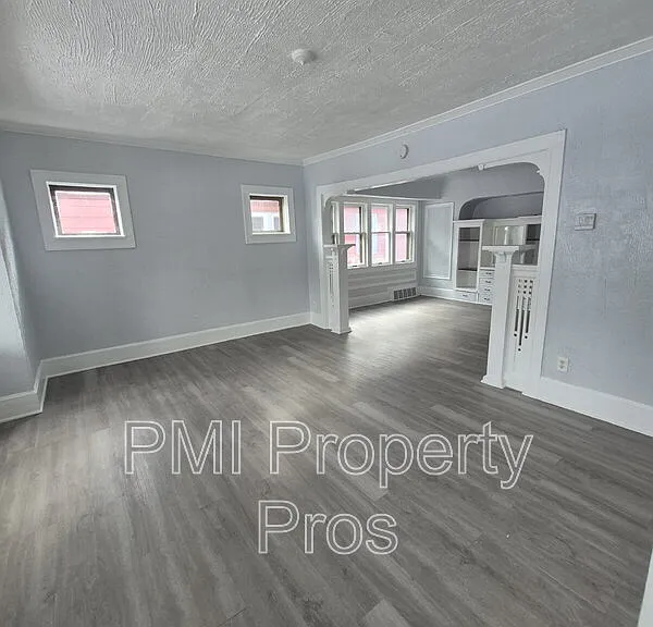 2517 W Hadley St — Photo 21