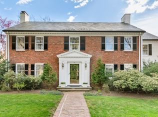 121 Highland St, Newton, MA 02465
