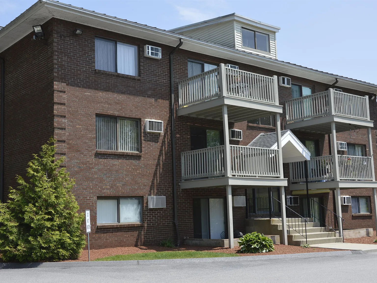 33 Andrew St Unit 20 - 1 — Photo 1