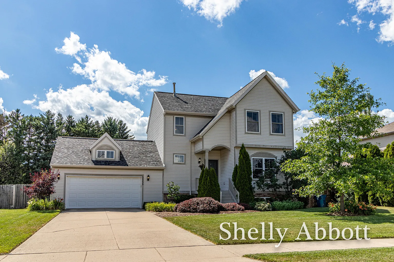 5555 Quest Dr SW photo 1