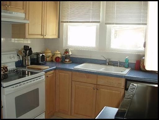 5th image of 3105 Valley View Dr