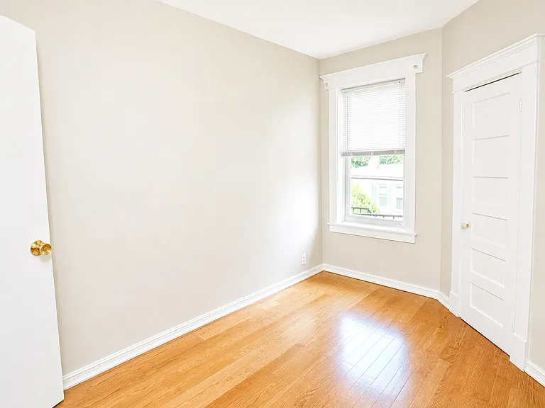 326 Melwood Ave — Photo 6
