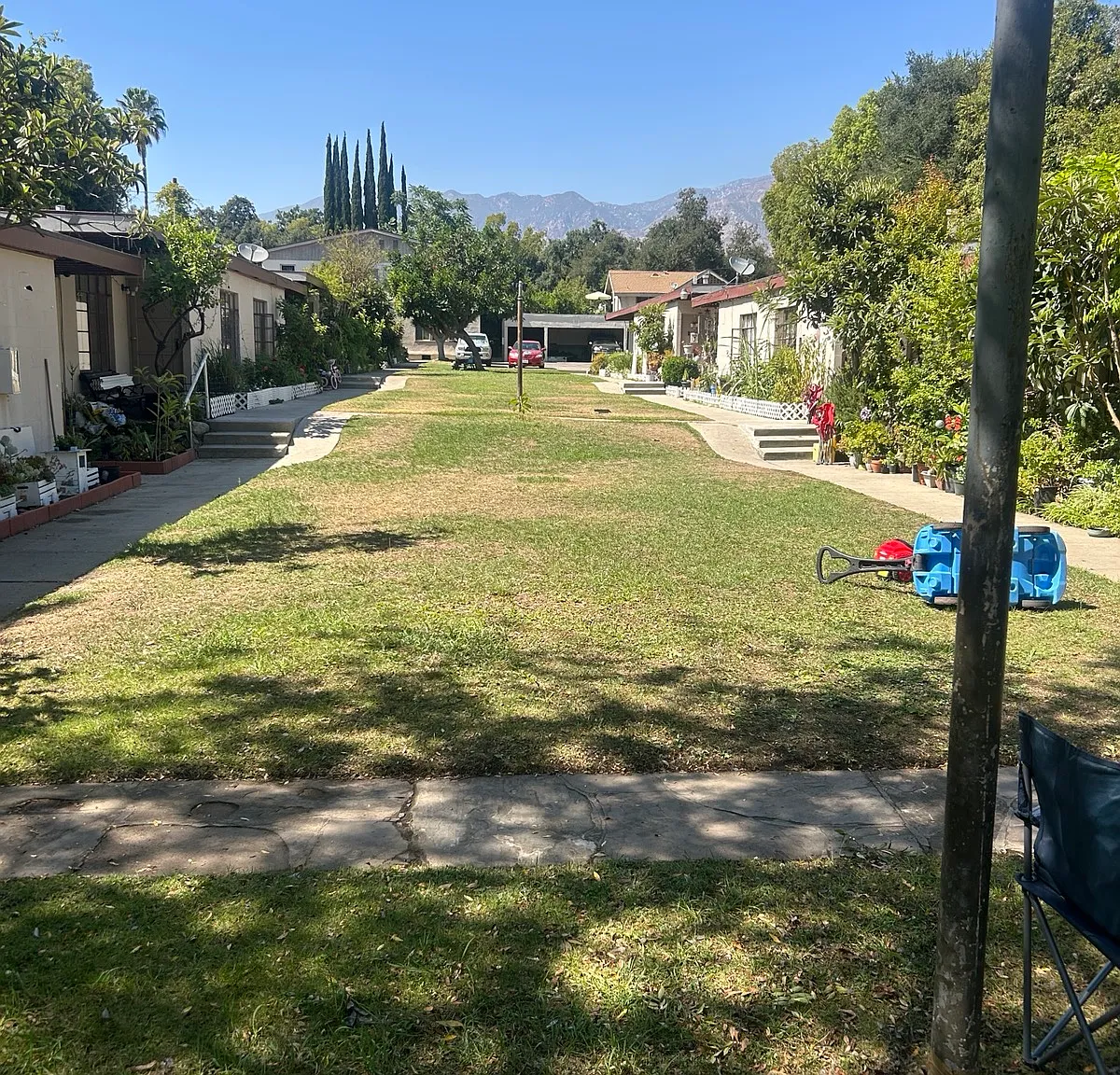 3 bed, 1000 sqft, $3,200 — Photo 4