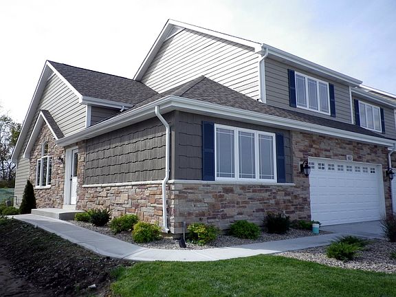 Side Entry with Bonus Room