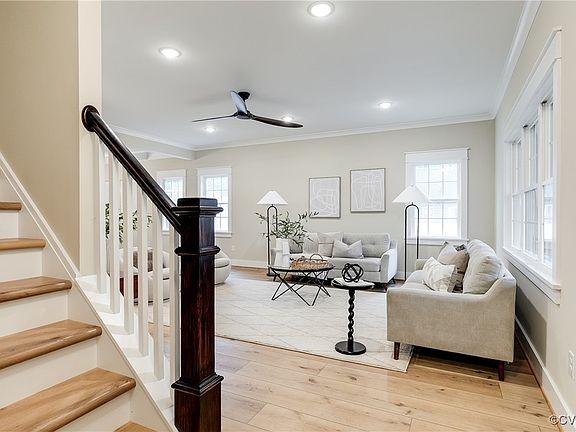 3rd image of 5216 Bondsor Ln