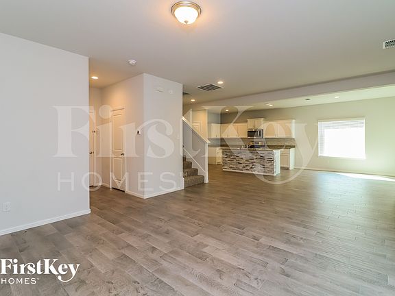 3rd image of 2212 Blythwood Trl