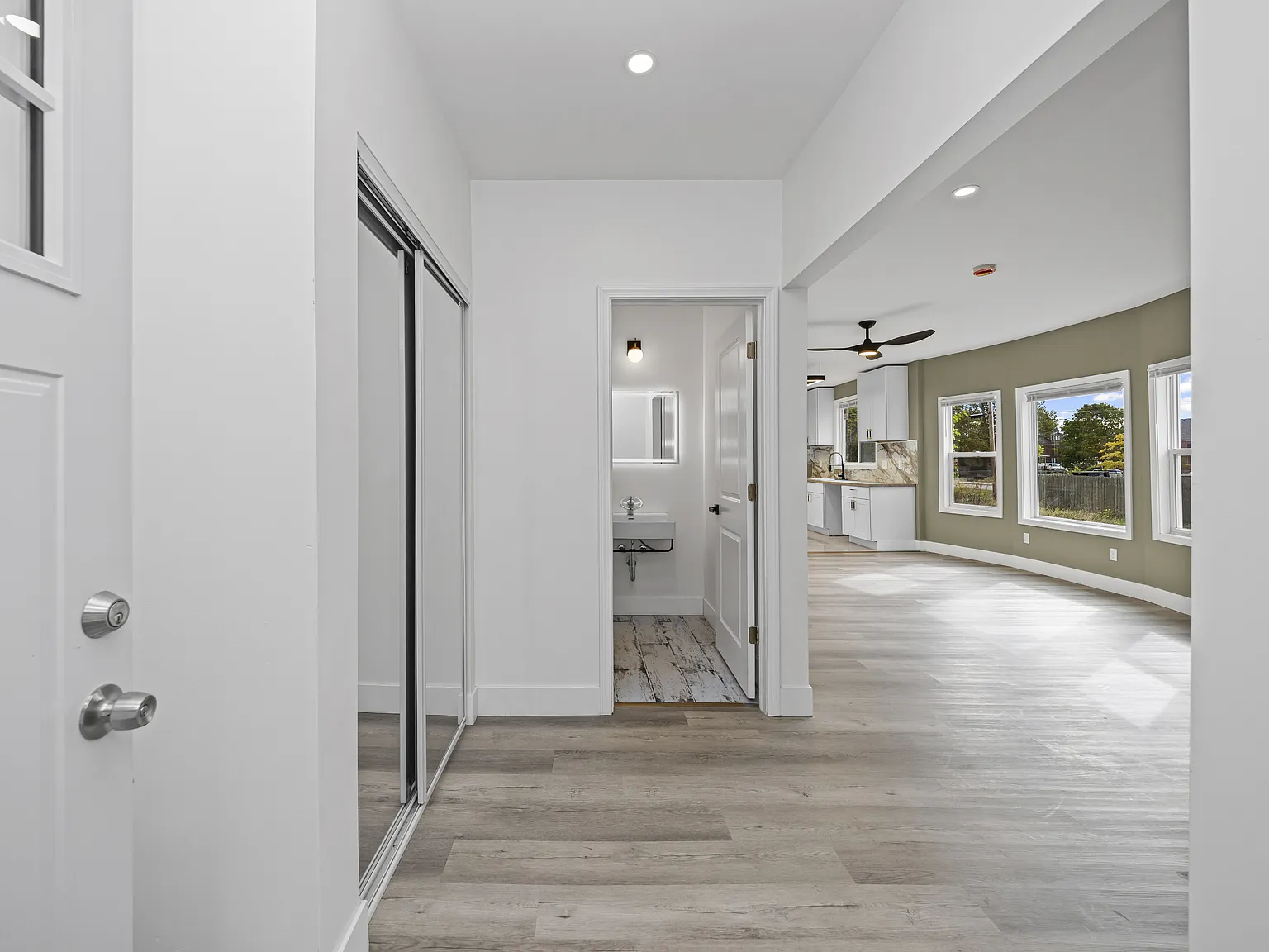 520 Smith Street - 1 — Photo 2