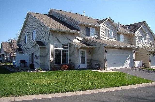 1st image of 1601 Riverwood Dr