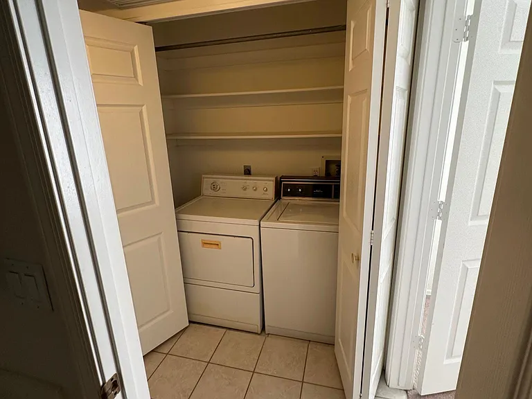 10457 S Avenida La Primera — Photo 10