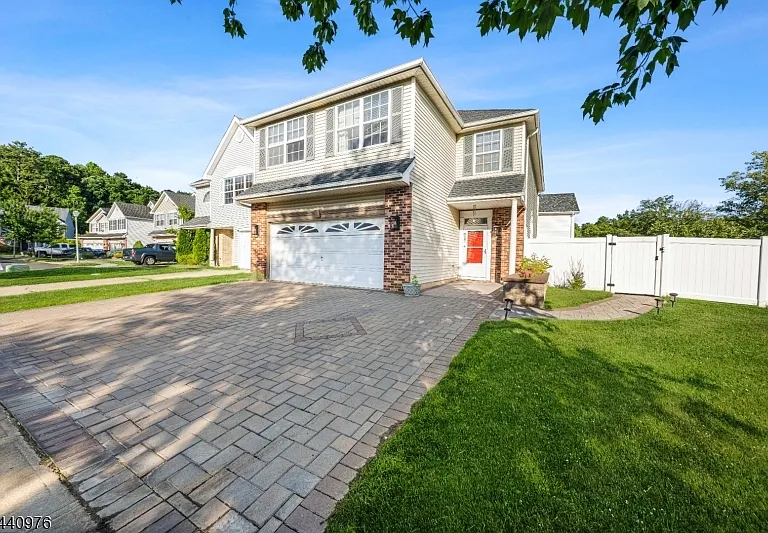 41 Tall Oaks Ct — Photo 4
