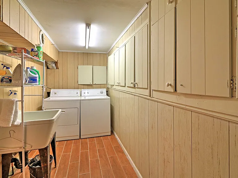 843 Artwood Rd NE — Photo 23