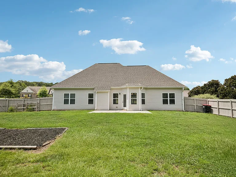 1121 Birchwood Dr — Photo 38
