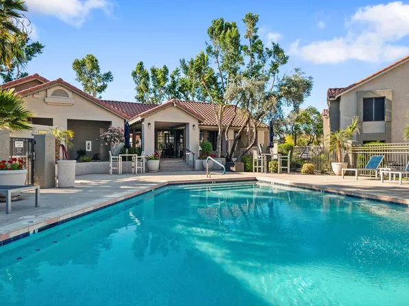 Villa Montana Apartments