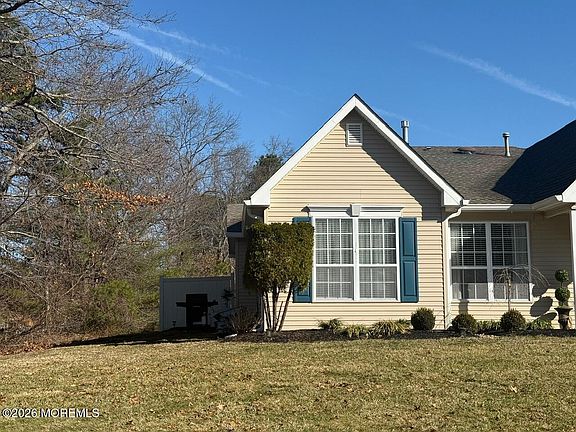 2nd image of 6 Sunnybrook Lane