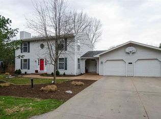 609 Kimball Rd, Iowa City, IA 52245