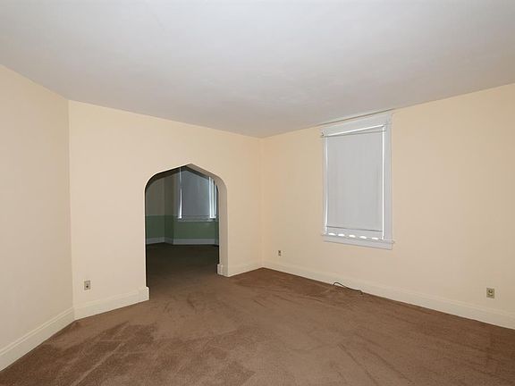 3rd image of 3700 Homelawn Ave
