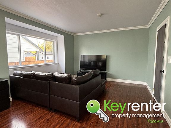 3rd image of 8434 Tacoma Ave S #2