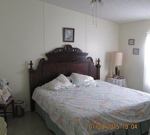 4th image of 109 Teri St