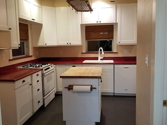 4th image of 315 W Irvington Pl