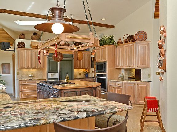 Gourmet Kitchen