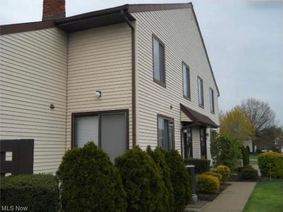 1st image of 32683 Jefferson Dr