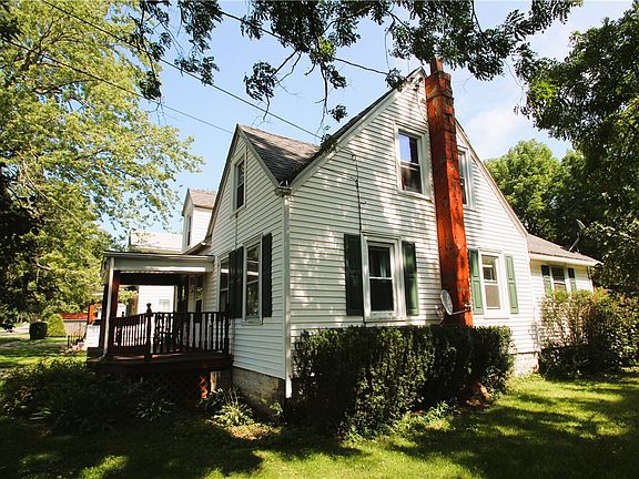 5th image of 428 Clinton St
