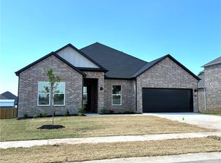 5353 Annika Ave, Springdale, AR 72762