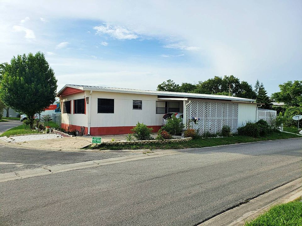 1st image of 2878 Canyon Dr