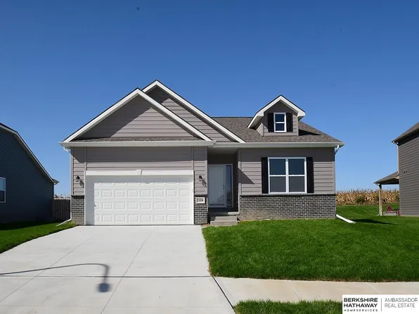 13004 S 55th St, Papillion, NE 68133