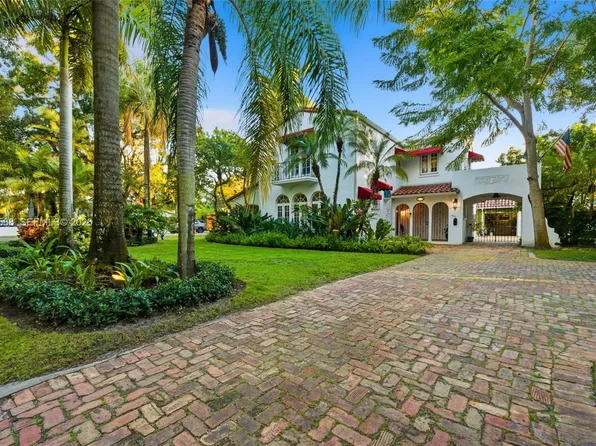 1302 Alhambra Cir, Coral Gables, FL 33134