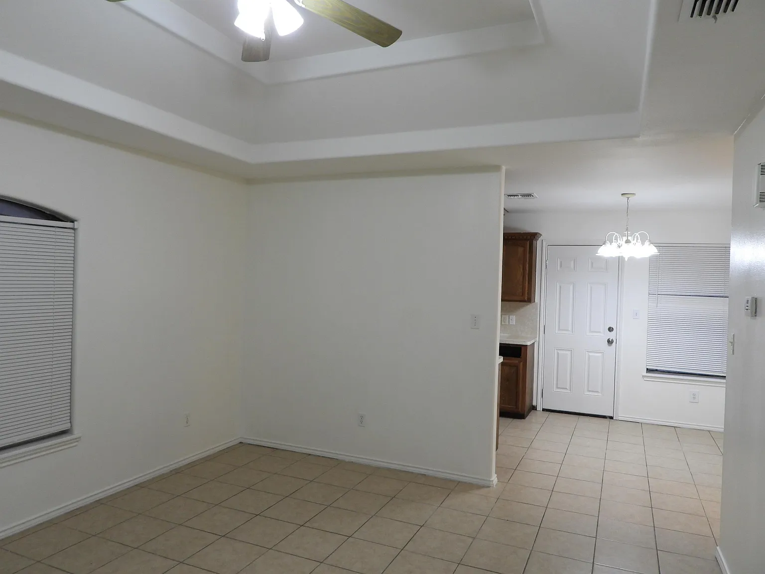 1806 South Ironwood Street - A — Photo 2