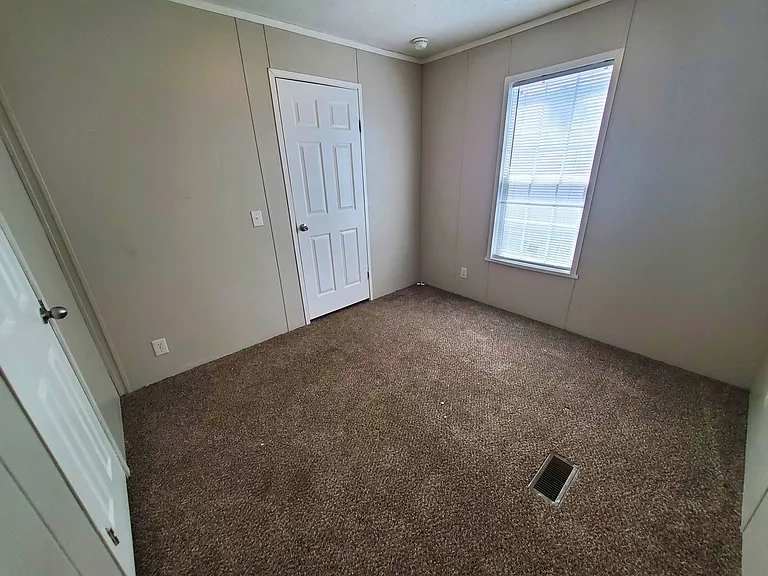 23 Canal Dr #300-023 — Photo 8