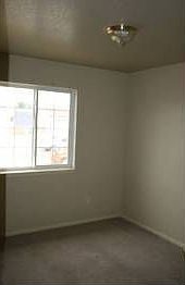 3rd image of 818 E 20th Street Ln