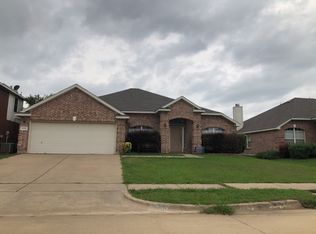 5023 Showdown Ln, Grand Prairie, TX 75052