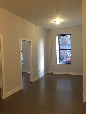 Rented by Urban Real Estate Property Group Inc | media 3