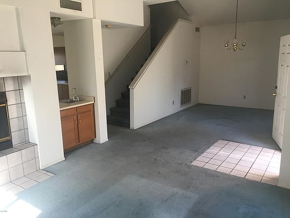 4th image of 1412 N Brittany Ln