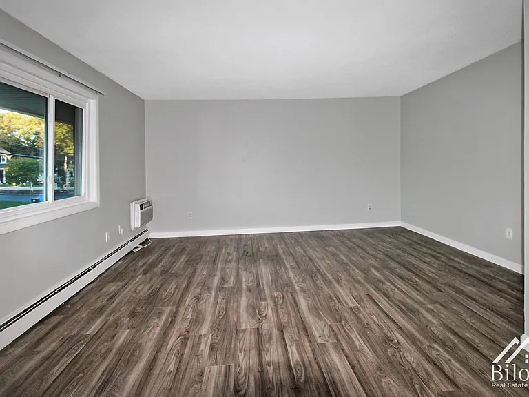 301 Oaklawn Ave — Photo 19
