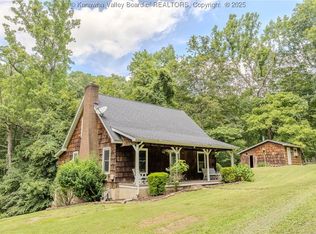 114 Melody Ln, Scott Depot, WV 25560
