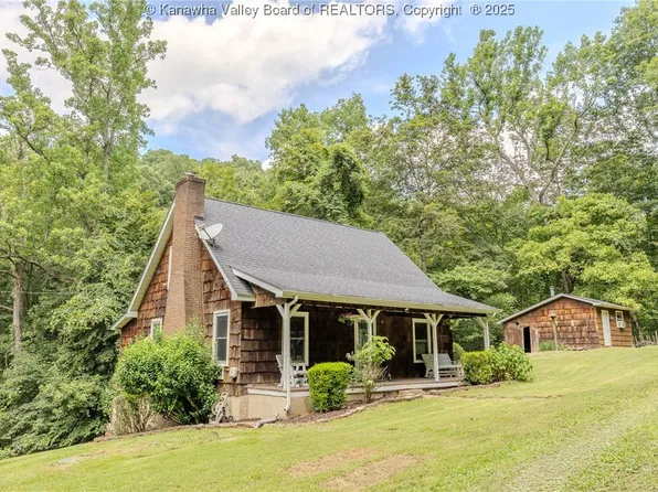 114 Melody Ln, Scott Depot, WV 25560