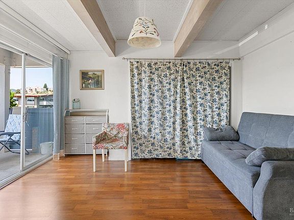 5th image of 290 Via Casitas APT 201