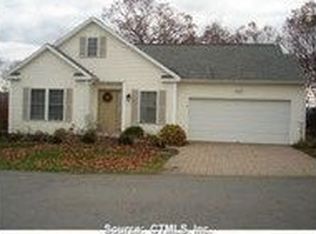 7 Ginger Cir, Portland, CT 06480