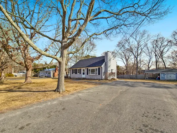 22 St Joseph Street, Barnstable, MA 02601