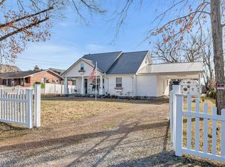 102 W Elm St, Ashland City, TN 37015