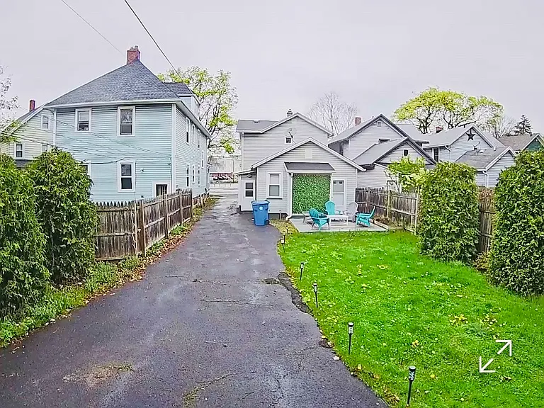 Averill Ave — Photo 16