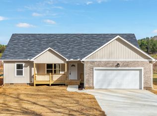 592 County Road 213, Athens, TN 37303