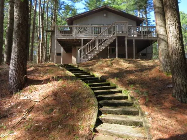 7678 N Shore Rd, Glenfield, NY 13343
