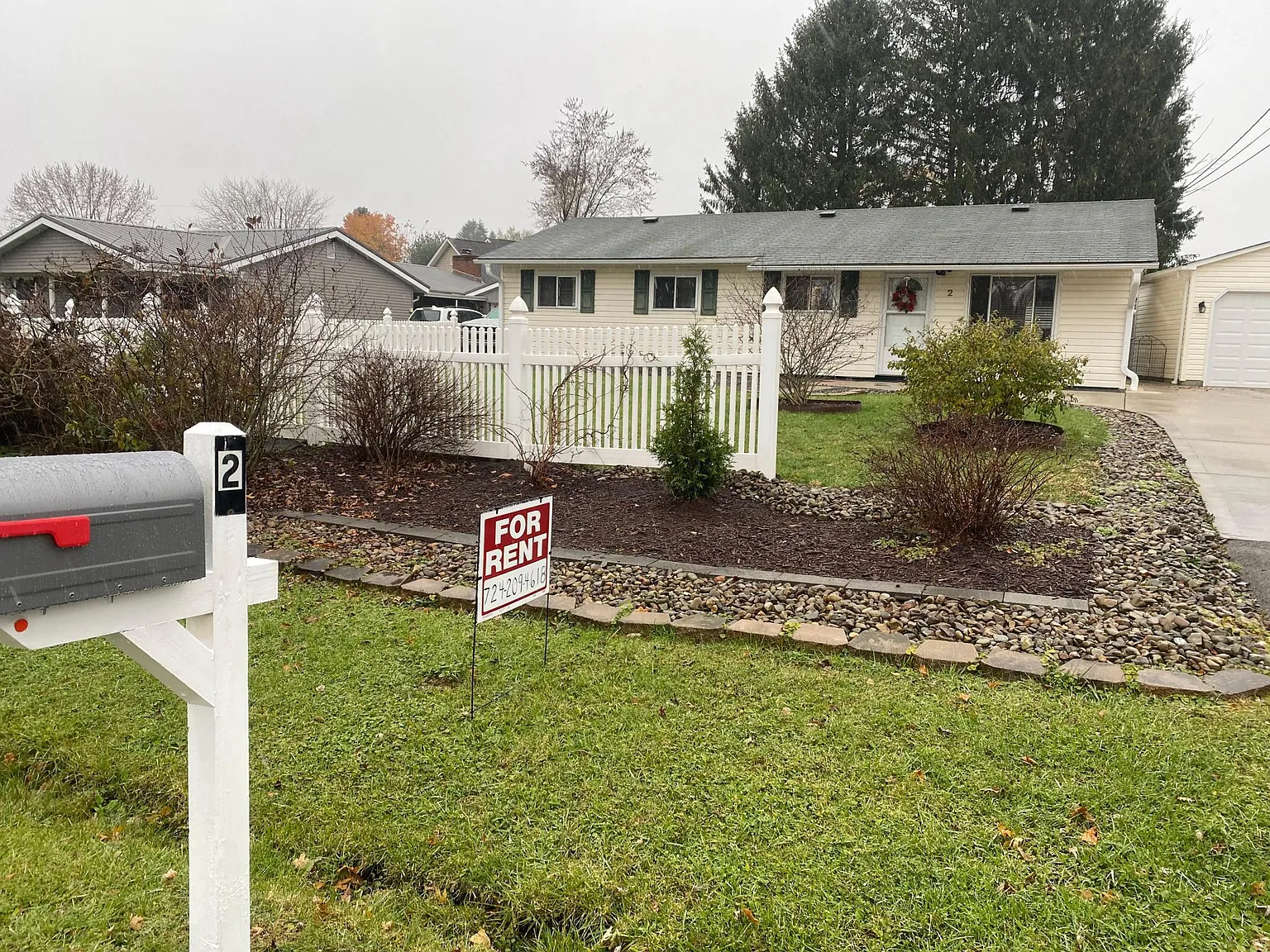 2 Dover Dr — Photo 3