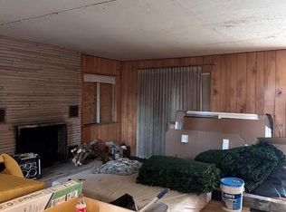 31749 Hilltop Dr, Running Springs, CA 92382