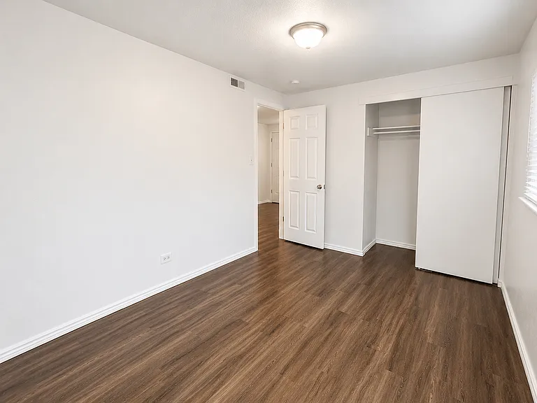 1115 Rosemary St — Photo 21